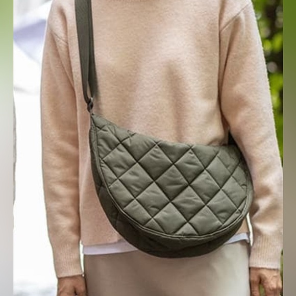 Uniqlo Handbags - Unisex Quilted Olive Green Crossbody Bag Uniqlo